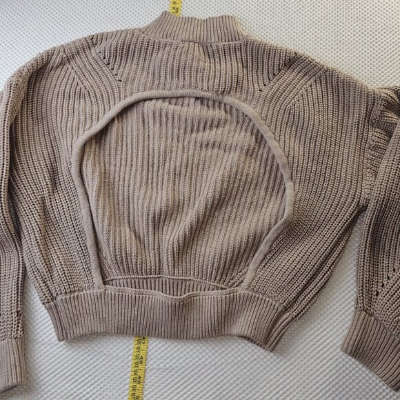 Women's M Sweater Cropped Long Sleeved Brown Cable Knit Forever 21 - Picture 2 of 10